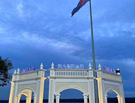 Dataran Tanjung Emas