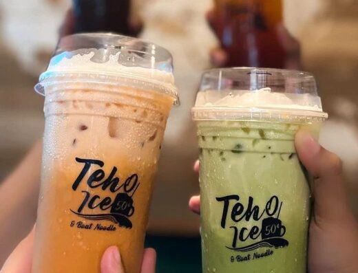 Teh o ice 50 cent and Boat Noodle