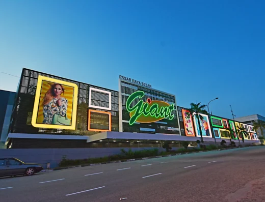 Giant Plentong Mall