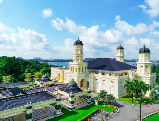 Sultan Abu Bakar Mosque