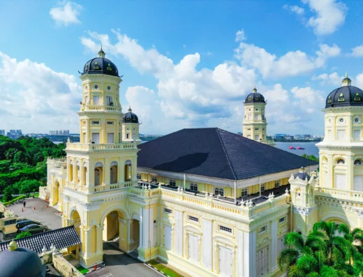 Sultan Abu Bakar Mosque